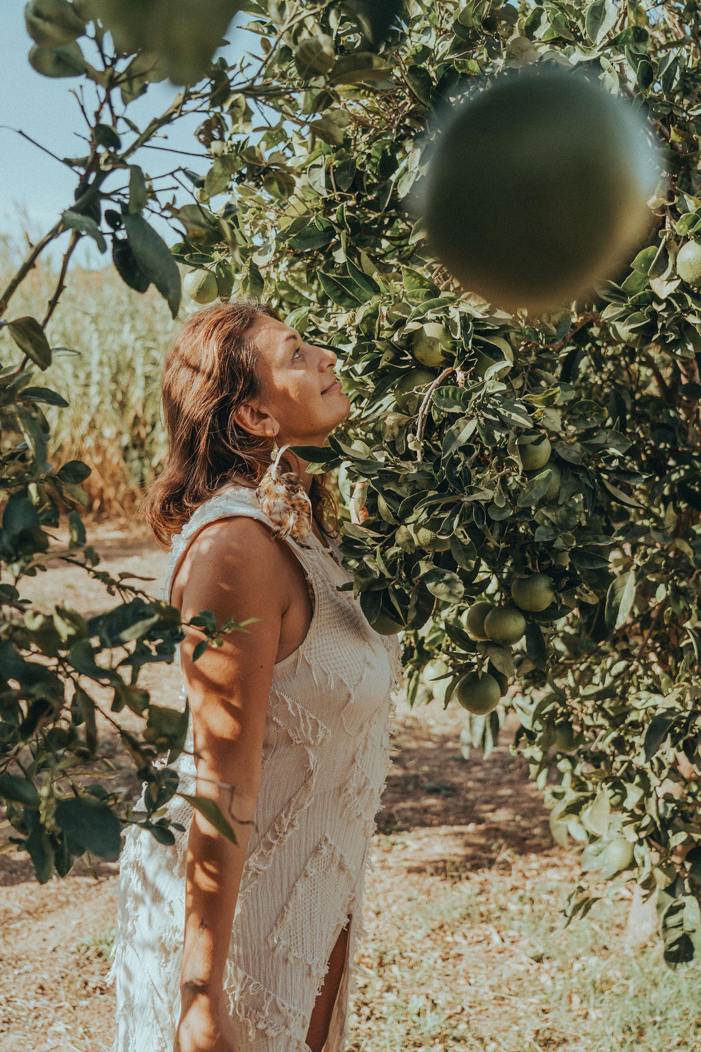 Jacky Biban in stiller Verbindung mit der Natur